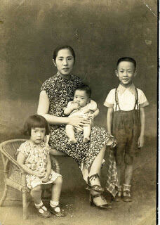 Ling Jian-Fong, Da-Yue, Da-Ling, Da-Dou 1941.jpg