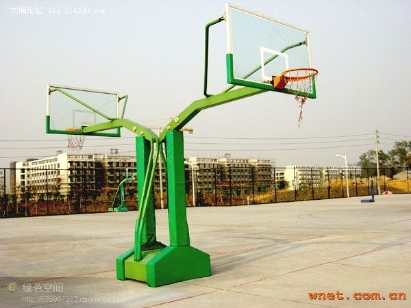 篮球架.jpg